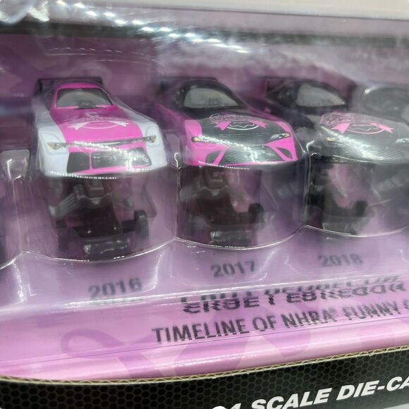 Auto World CP7703 Muticolor 1:64 Diecast Cruz Pedregon Timeline NHRA Toy Car - Picture 4 of 12